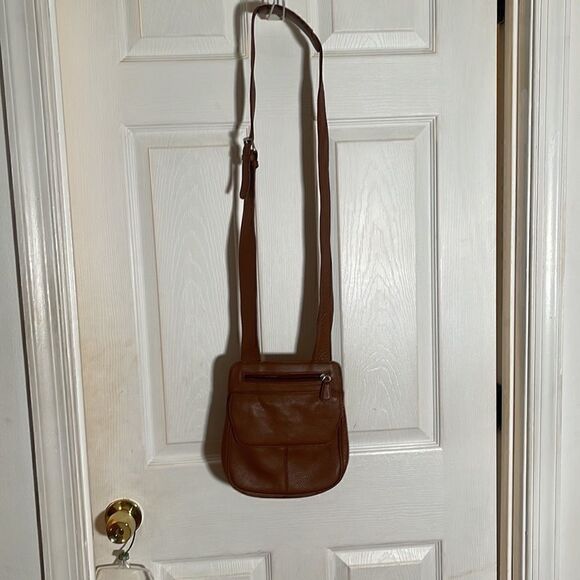 TravelSmith Crossbody Bag    - Picture 1 of 6